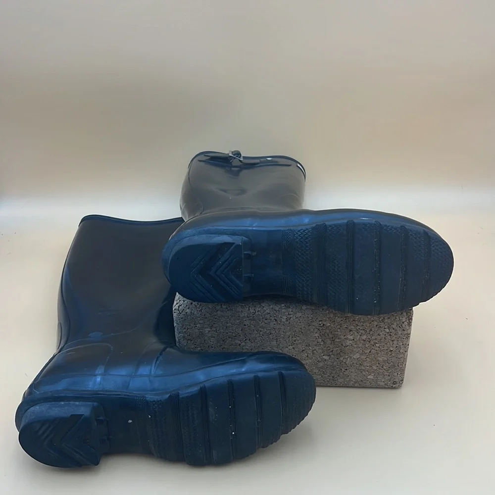 ✨🖤Tall  Gloss Black rain 👢 Boots Size 6M/7F 🧦socks size Large - Picture 13 of 13